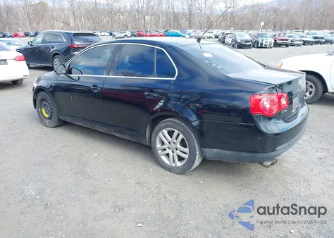 2007 Volkswagen Jetta Wolfsburg Edition from USA, damaged, VIN 3VWEF81K57M196055